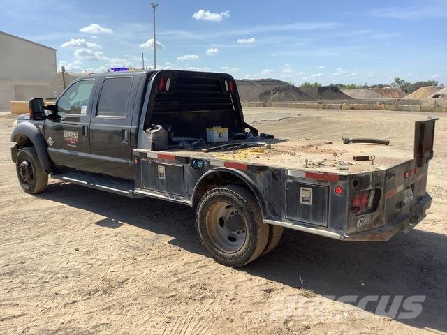 Ford F-450 Flatbed / Dropside trucks