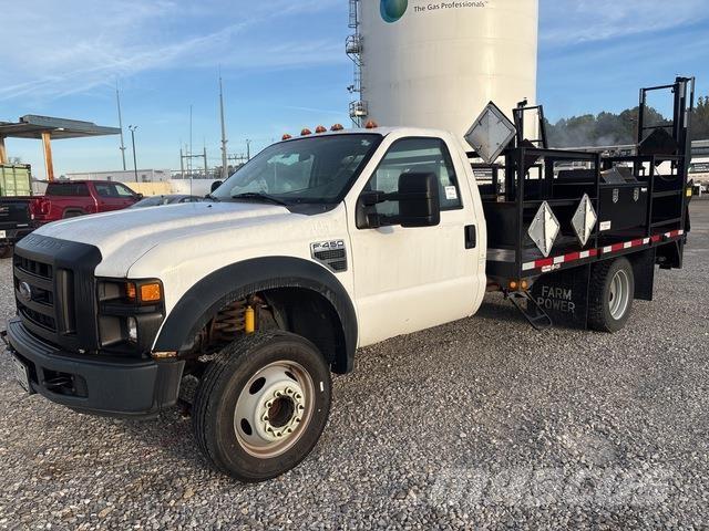 Ford F-450 Flatbed / Dropside trucks