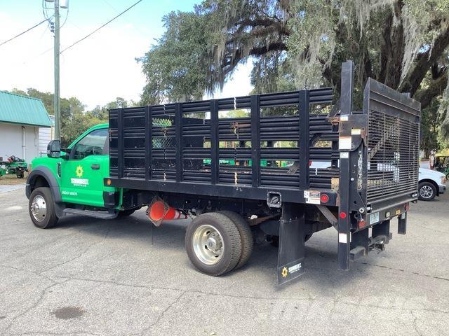 Ford F-450 Flatbed / Dropside trucks