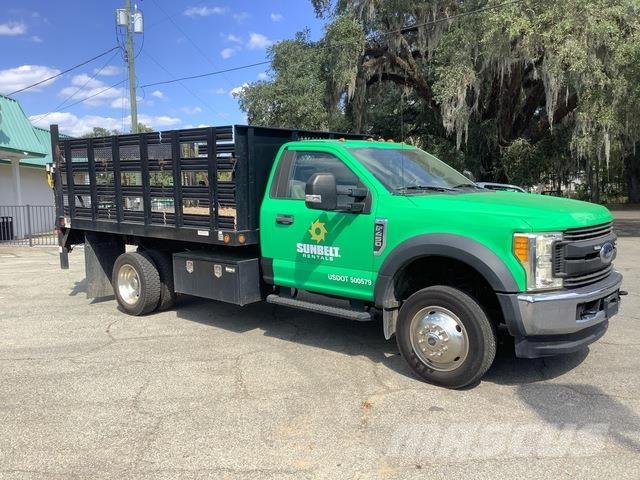 Ford F-450 Flatbed / Dropside trucks