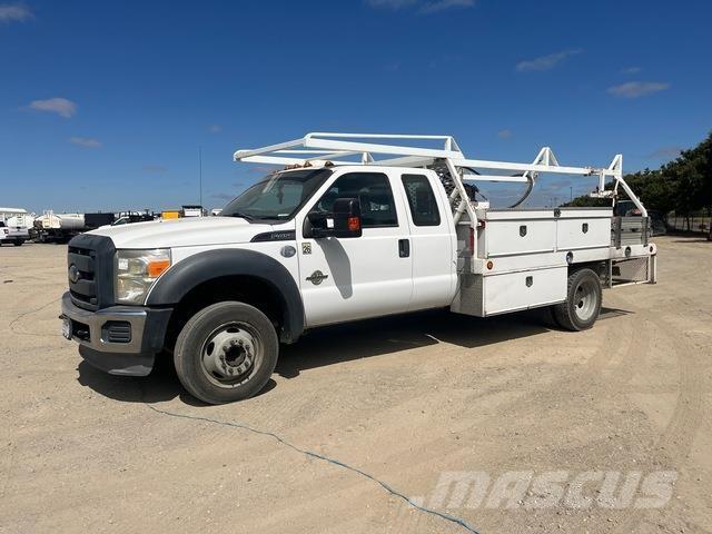 Ford F-450 Flatbed / Dropside trucks