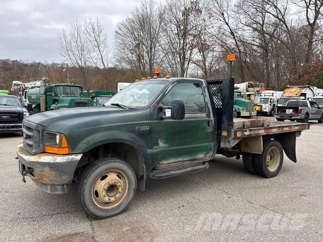 Ford F-450 Flatbed / Dropside trucks