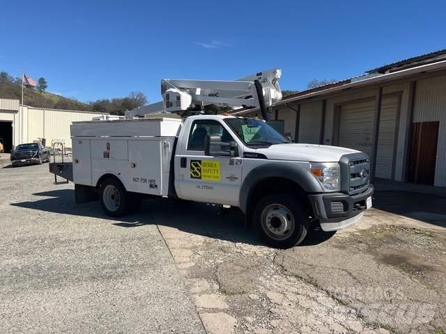 Ford F-550 Truck mounted platforms