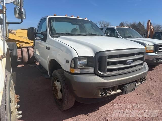 Ford F-550 Cabins and interior