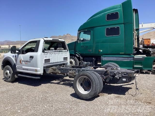 Ford F-550 Cabins and interior