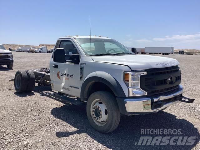 Ford F-550 Cabins and interior