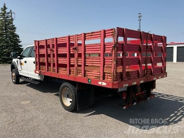 Ford F-550 Flatbed / Dropside trucks