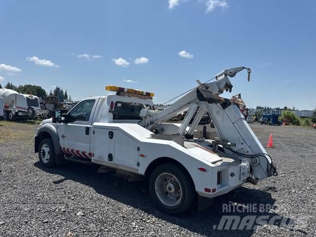 Ford F-550 Recovery vehicles