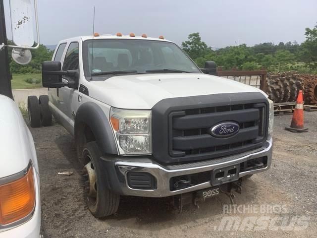 Ford F-550 Cabins and interior