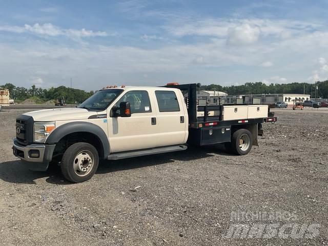 Ford F-550 Flatbed / Dropside trucks