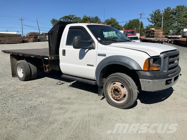 Ford F-550 Flatbed / Dropside trucks