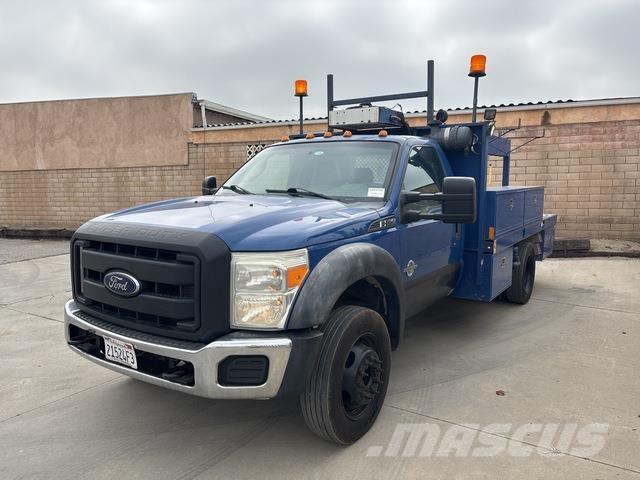 Ford F-550 Pick up/Dropside