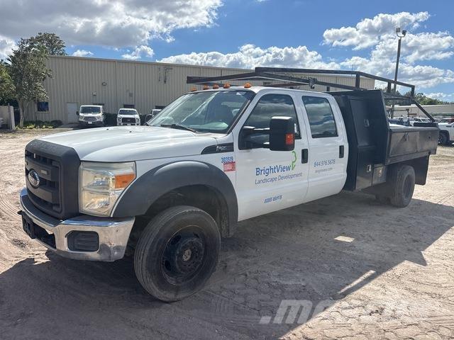 Ford F-550 Flatbed / Dropside trucks