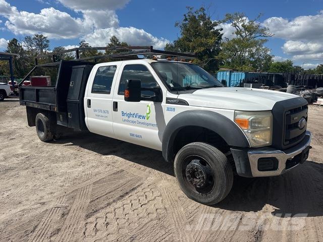 Ford F-550 Flatbed / Dropside trucks