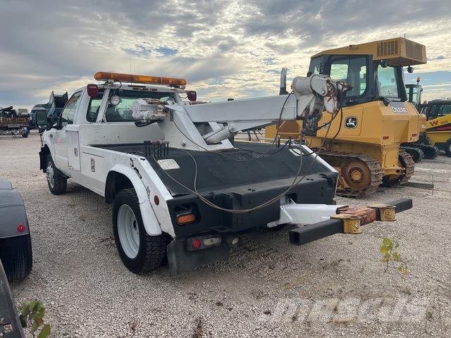 Ford F-550 Recovery vehicles