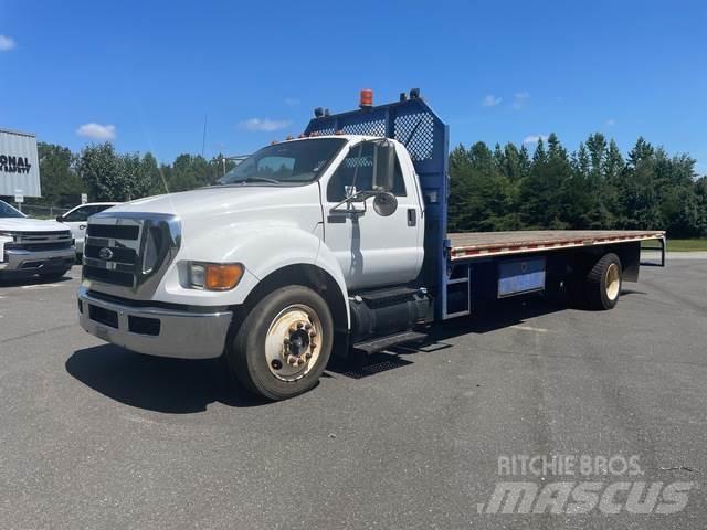 Ford F-650 Flatbed / Dropside trucks