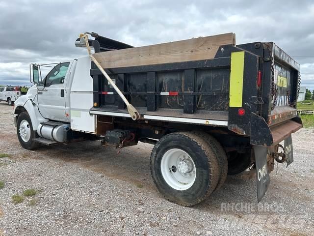 Ford F-750 Tipper trucks