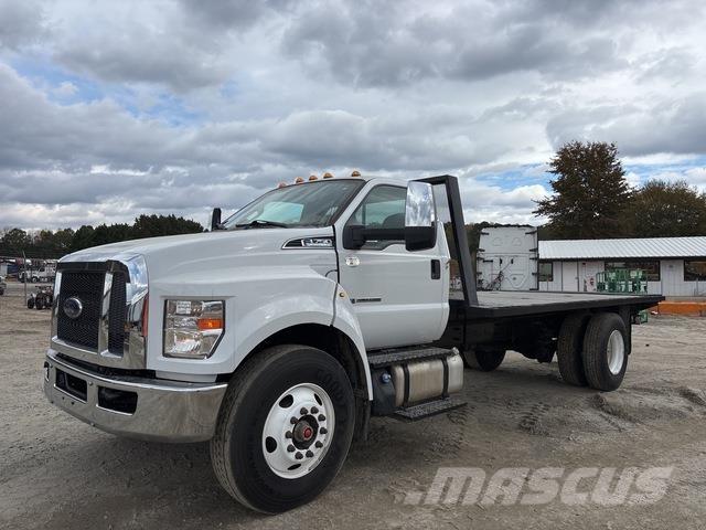 Ford F-750 Flatbed / Dropside trucks