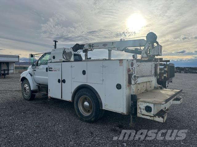 Ford F-750 Municipal / general purpose vehicles