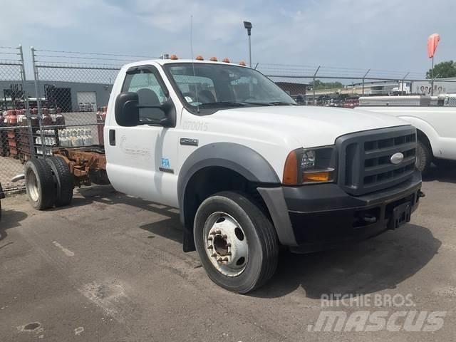 Ford F450 Cabins and interior