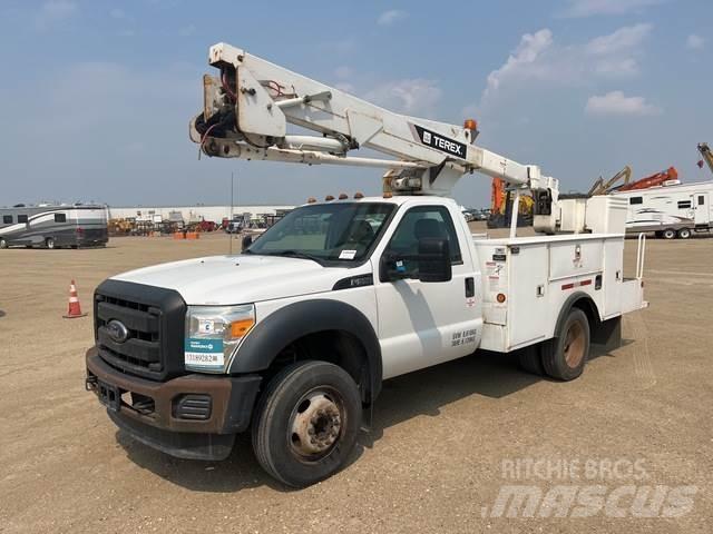 Ford F550 Truck mounted platforms