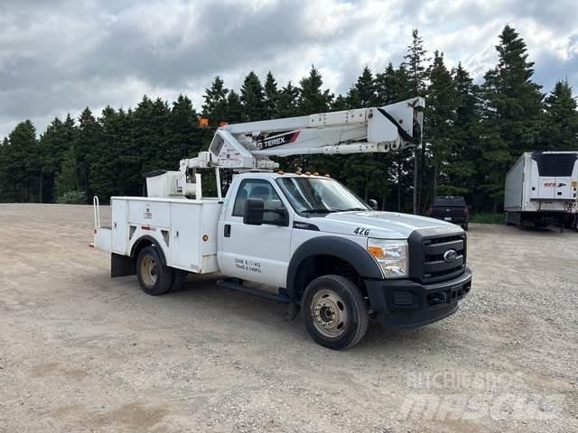 Ford F550 Truck mounted platforms