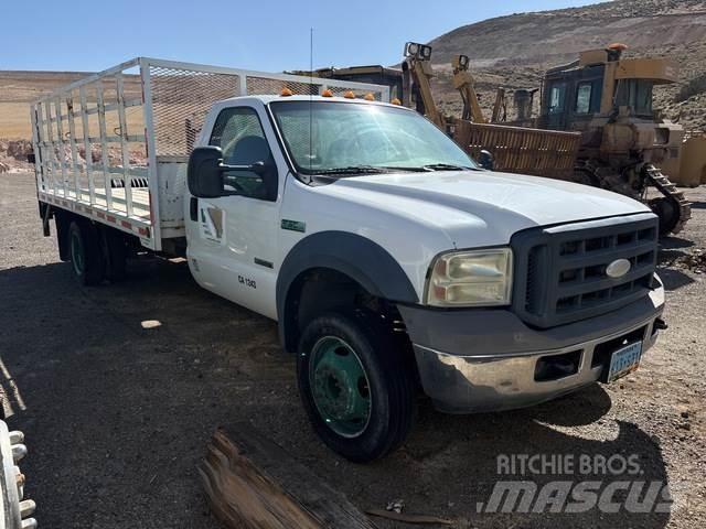 Ford F550 Flatbed / Dropside trucks
