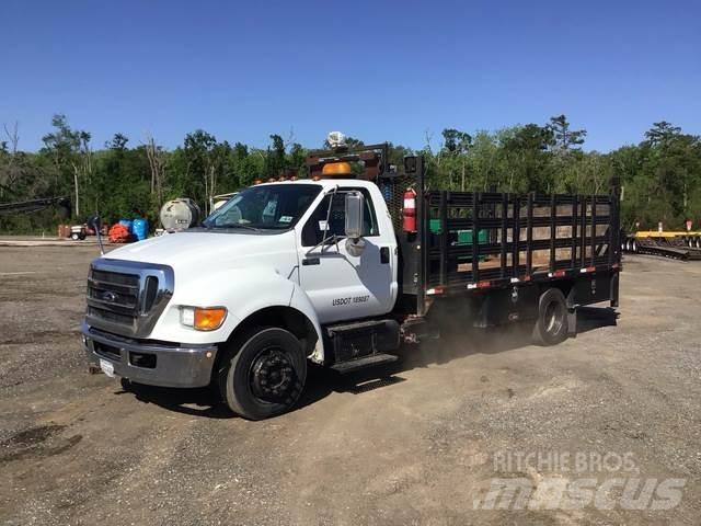 Ford F650 Flatbed / Dropside trucks