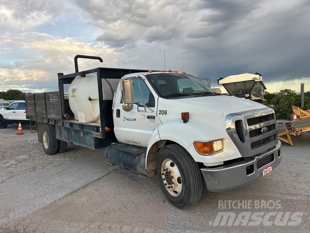 Ford F650 Water bowser