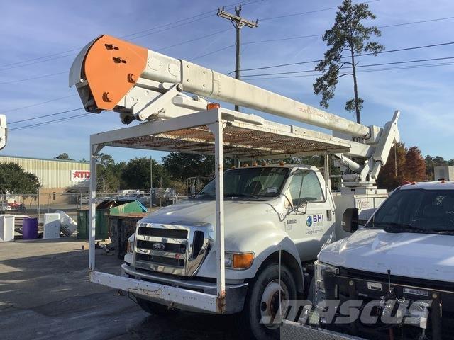 Ford F750 Truck mounted platforms
