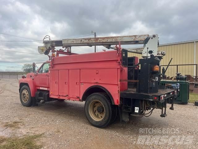 Ford F800 Pick up/Dropside