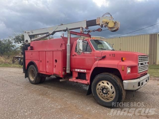 Ford F800 Pick up/Dropside