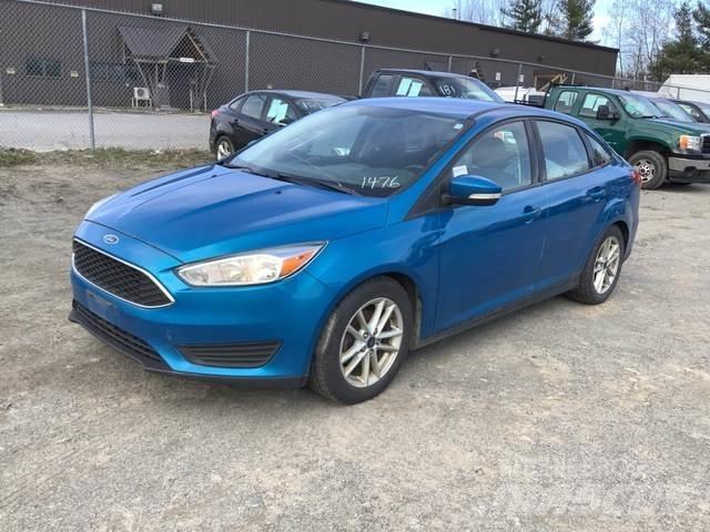 Ford Focus SE Cars