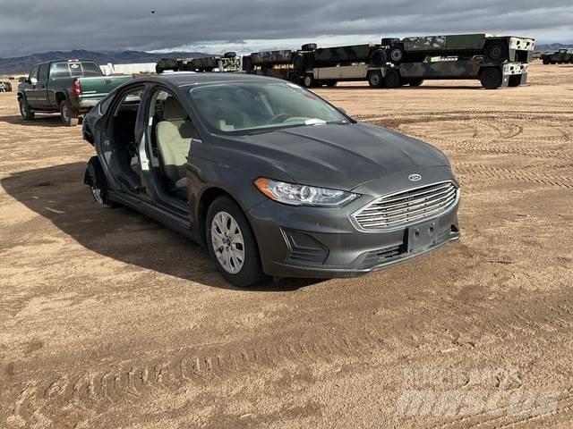 Ford Fusion S Cars