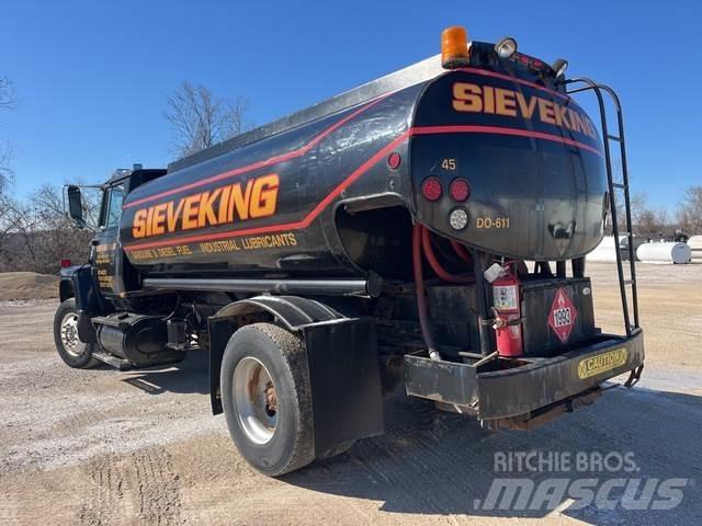 Ford L8000 Tanker trucks