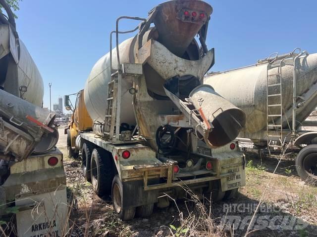 Ford L9513 Other trucks