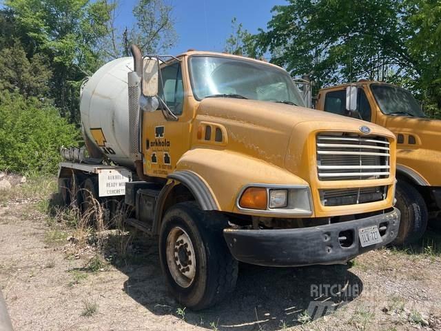 Ford L9513 Other trucks