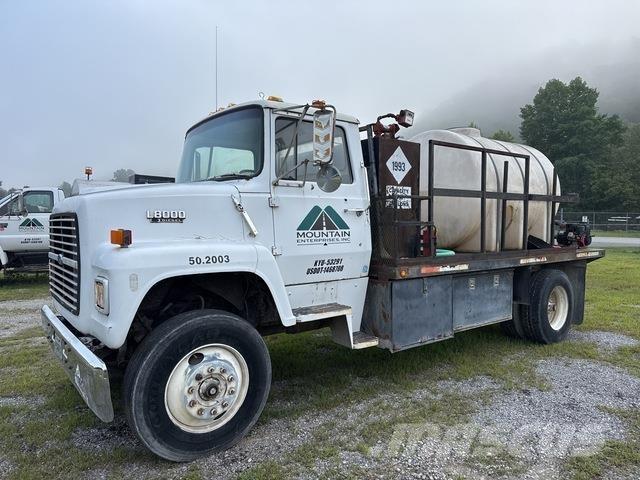 Ford LNT8000 Tanker trucks