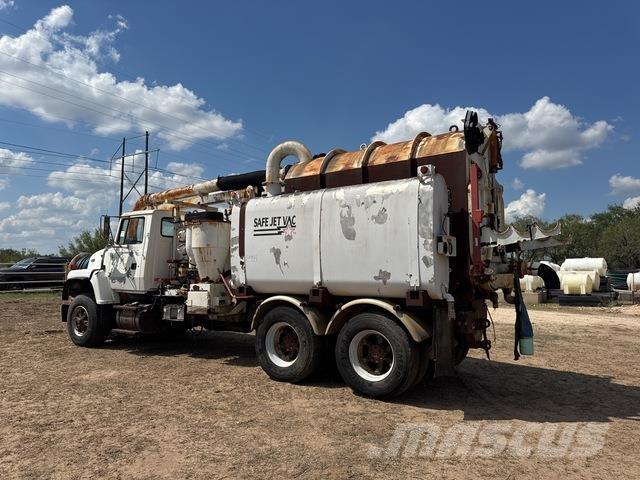 Ford LNT8000F Crawler excavators