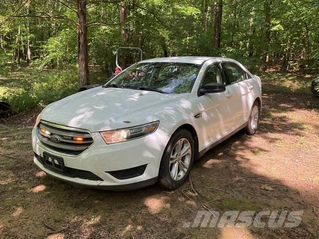 Ford Taurus Cars