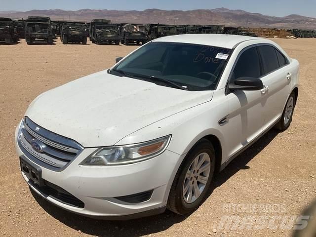Ford Taurus Cars