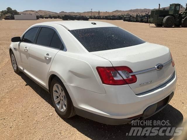 Ford Taurus Cars