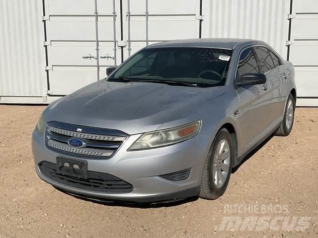 Ford Taurus SE Cars