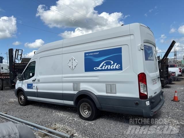 Ford Transit Box trucks
