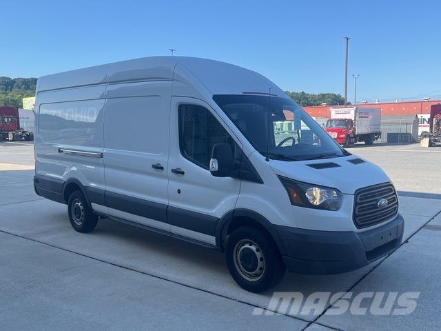 Ford Transit Box trucks