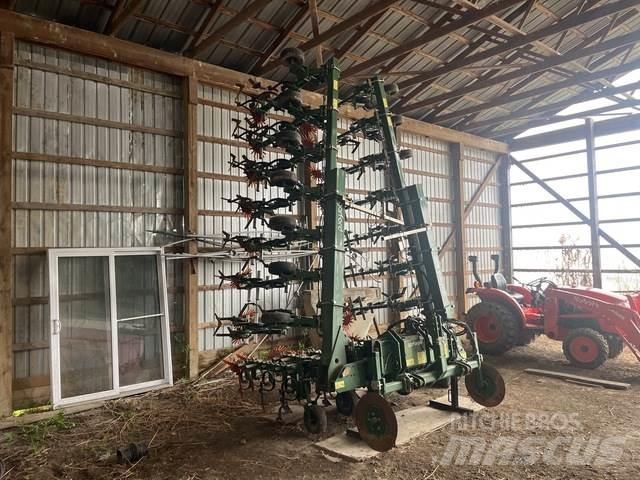 Garford 3212 Cultivators