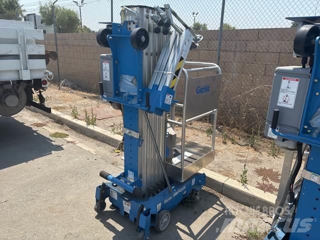 Genie AWP-25S Used Personnel lifts and access elevators