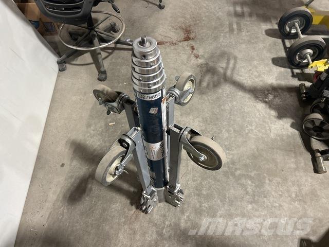 Genie GH-3.8 Hoists and material elevators
