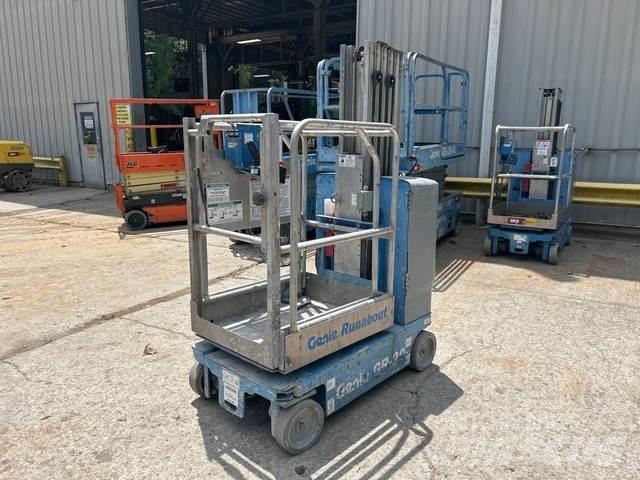Genie GR-20 Used Personnel lifts and access elevators