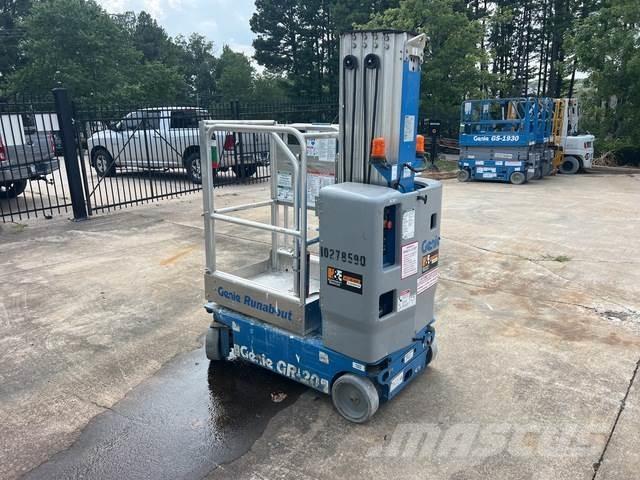 Genie GR-20 Used Personnel lifts and access elevators